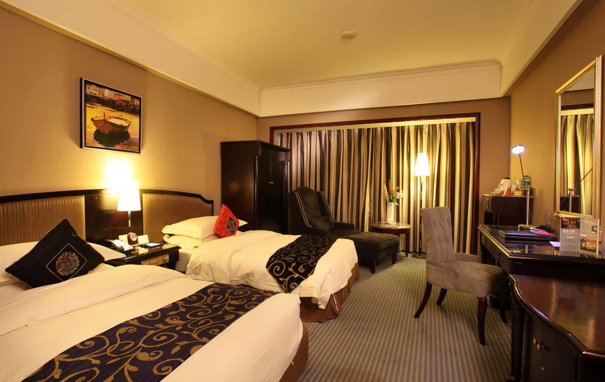 Weilai Conifer Hotel زينجزو المظهر الخارجي الصورة